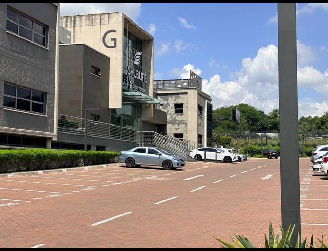 250M² OFFICE TO LET IN FOURWAYS